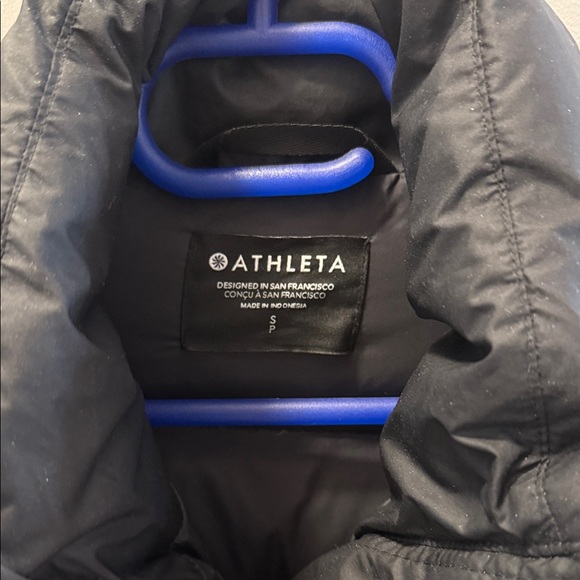 Athleta Charcoal Quilted Jacket - Picture 2 of 4